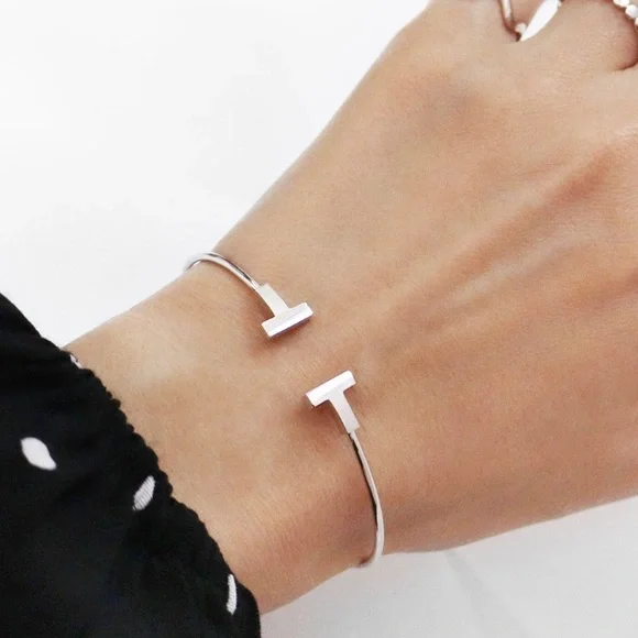 SILVER DOUBLE T OPEN CUFF WIRE BRACELET